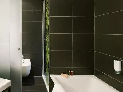 Отель Nh Frankfurt Messe 4*