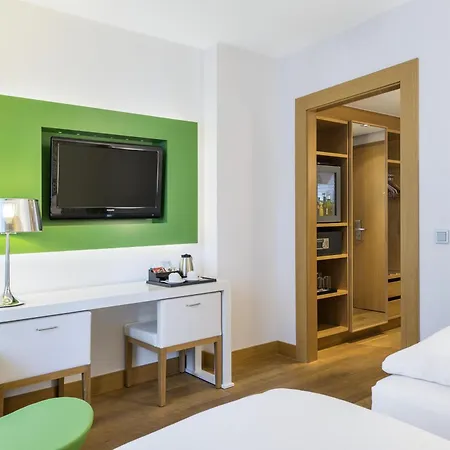 Отель Nh Frankfurt Messe