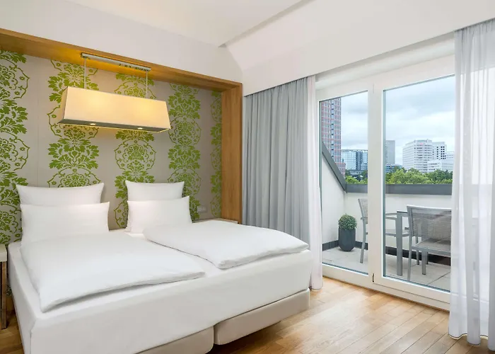 Hotel Nh Frankfurt Messe 4*