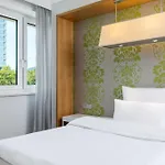 Nh Frankfurt Messe Hotel 4*