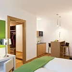 Hotel Nh Frankfurt Messe 4*