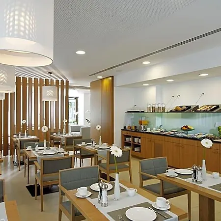 Nh Frankfurt Messe Hotel 4*