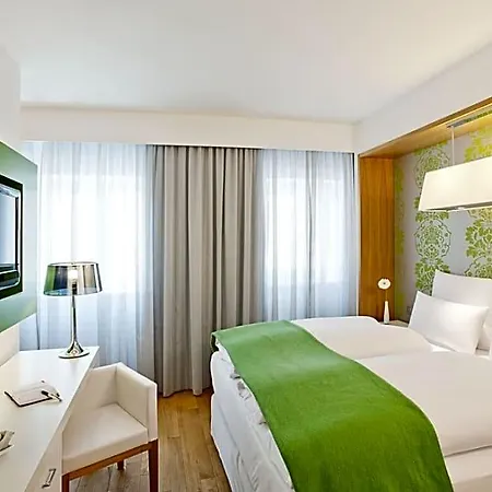 Hotel Nh Frankfurt Messe 4*