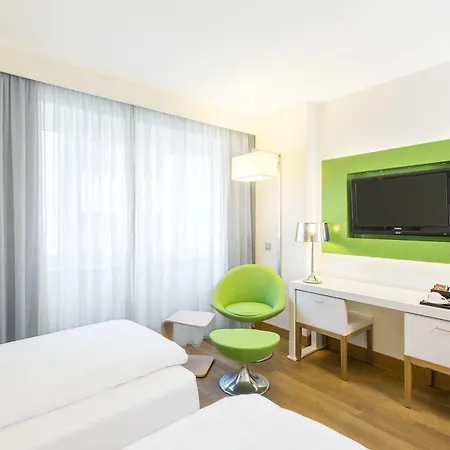 Nh Frankfurt Messe Otel 4*