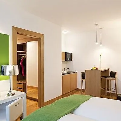 Hotel Nh Frankfurt Messe 4*